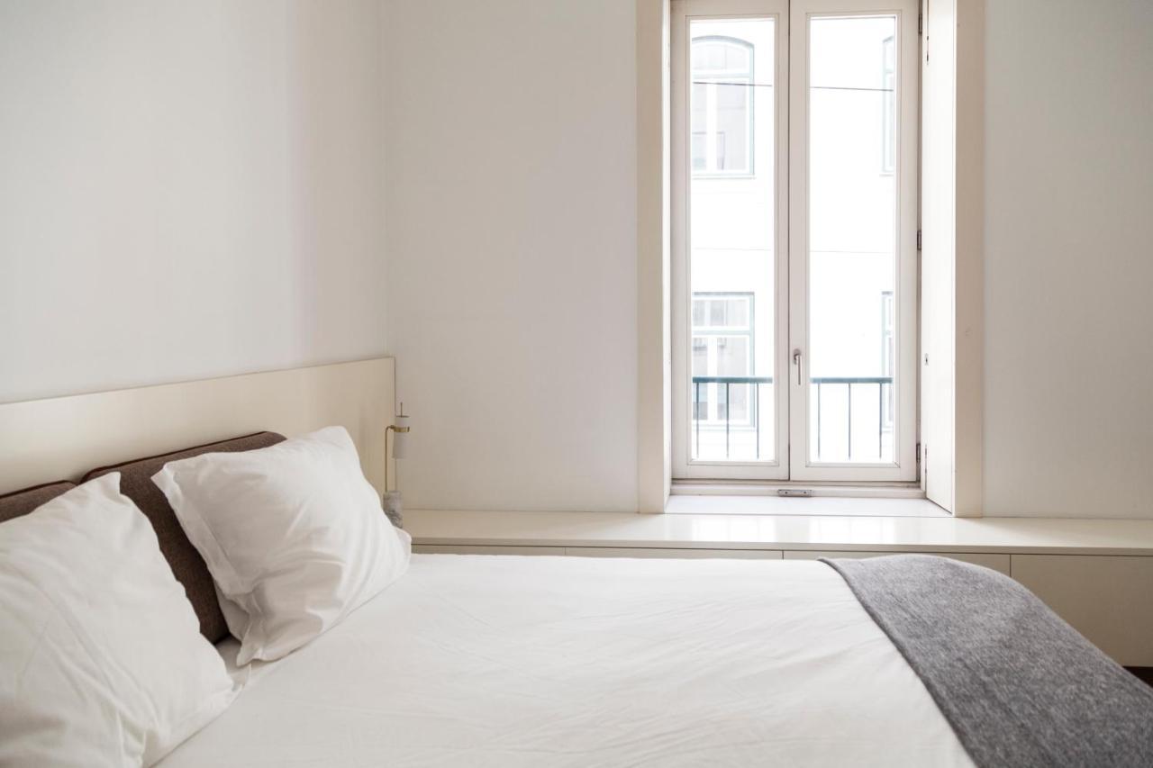 Classy 2Bdr Apartment In Downtown By Lovelystay リスボン エクステリア 写真